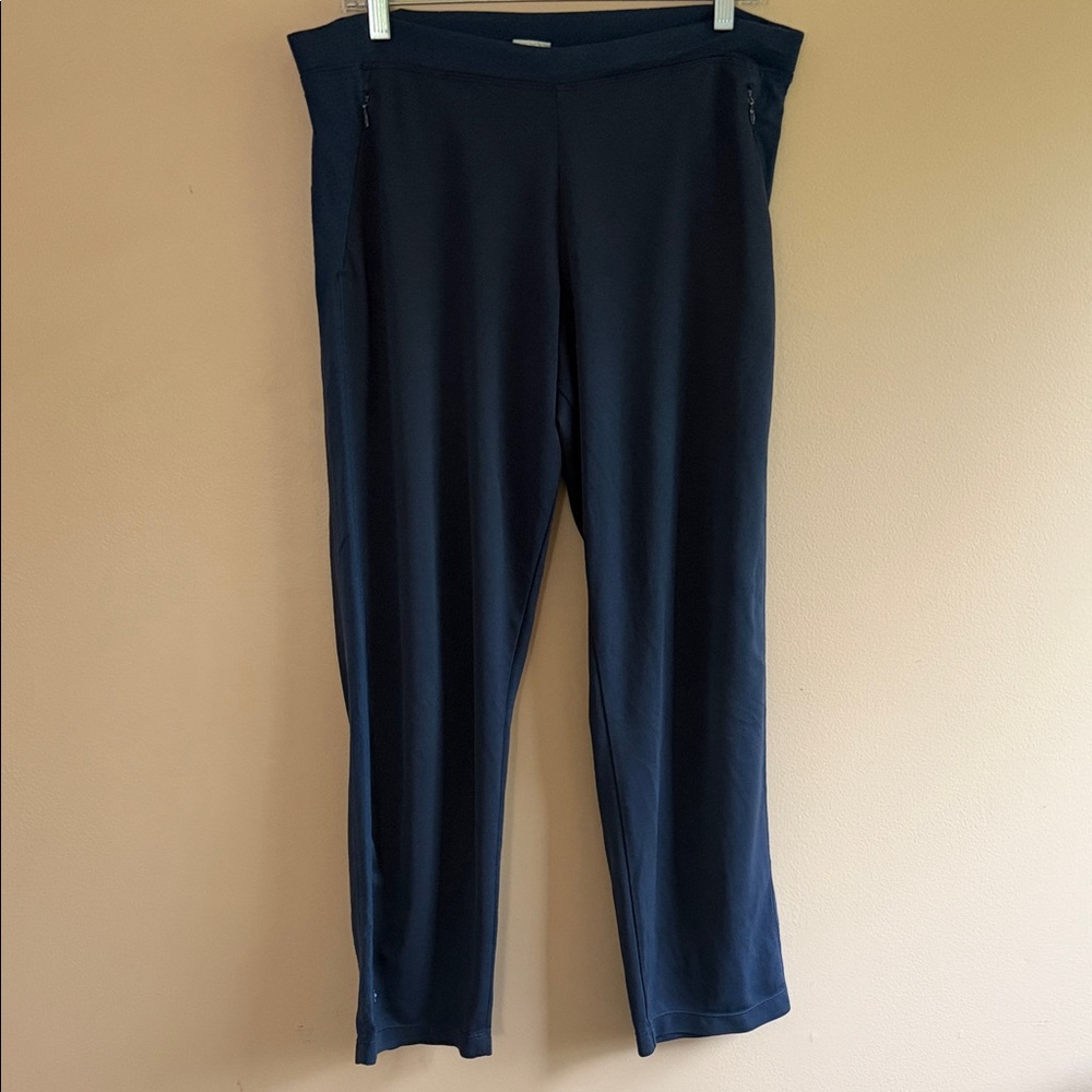 Title Nine Straight-Leg Pull-On Pants in Navy